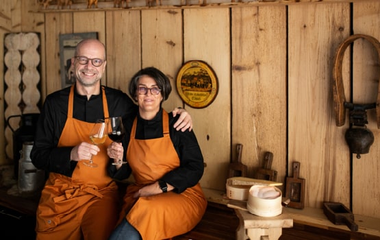Portrait of Isabelle and Erik Bartels, founders of QUI L’EÛT CRU.